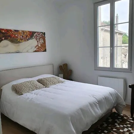 Διαμέρισμα Chaleureux En Centre Ville *